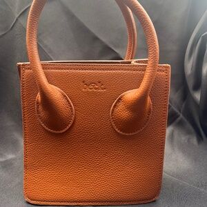 Beck Bag Micro Pixie in Teddy Bear Brown